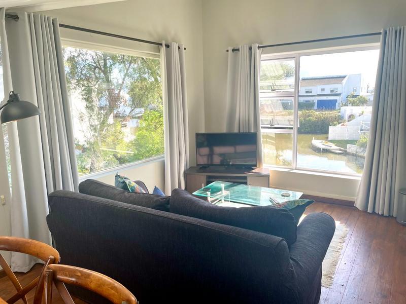 1 Bedroom Property for Sale in Marina Da Gama Western Cape